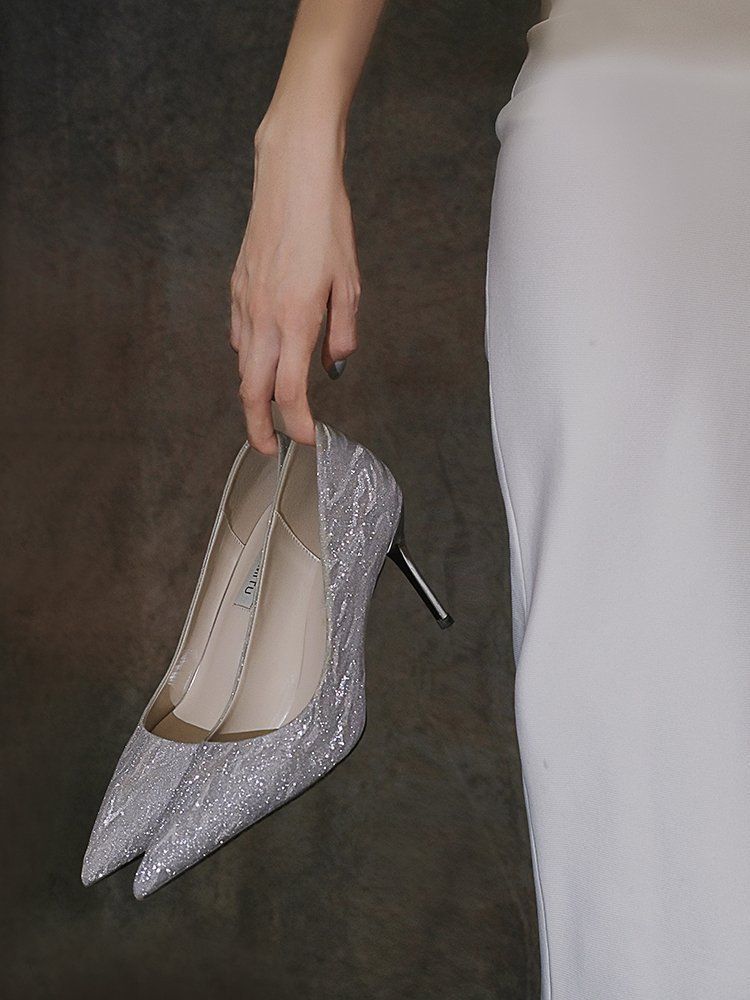 Scarpe da donna con tacco alto color oro champagne e argento, primaverili, eleganti e sofisticate, scarpe da sposa uniche._voghion.com