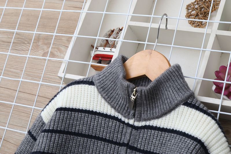 Strickjacke aus Lammwolle für Mutter und Kind, weicher, warmer Strickpullover für große Kinder (ab 8 Jahren), gestreiftes Design, lange Ärmel, Stehkragen (Grau/Marineblau)_voghion.com
