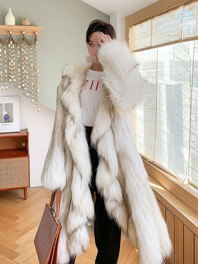 Cappotto invernale di lusso da donna in pelliccia sintetica di procione – Giacca lunga in peluche con collo staccabile (S-XXL, jacquard bianco)_voghion.com