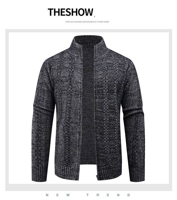 Casaco de malha com zíper para homens - Cardigan grande de inspiração vintage com gola alta, detalhes desgastados e emblema bordado_voghion.com