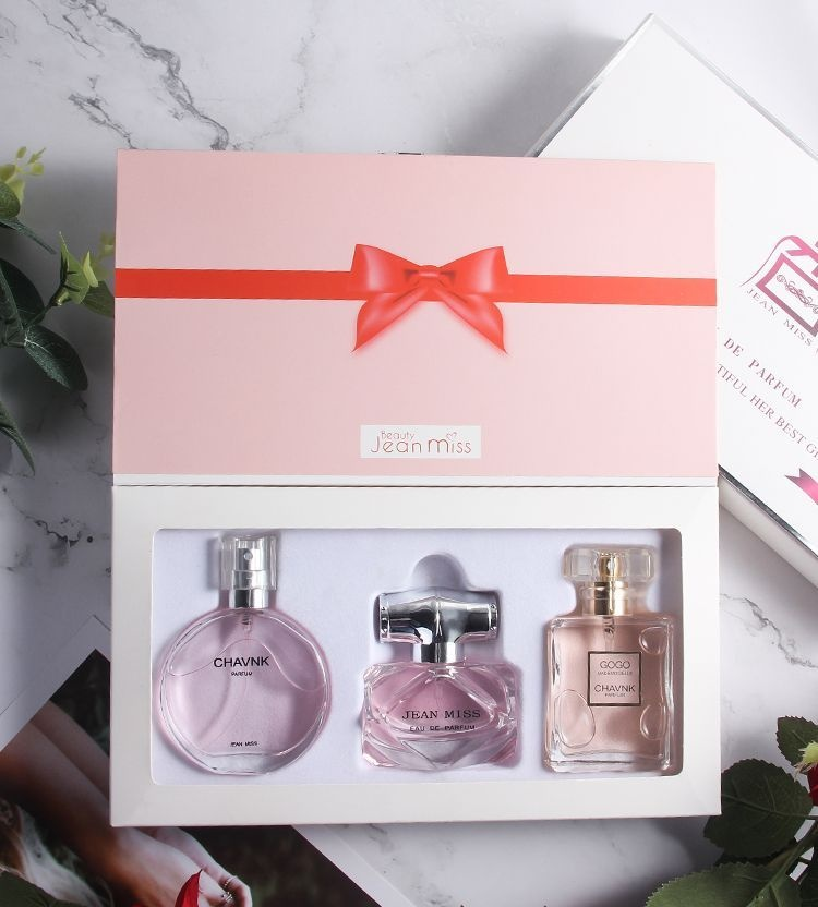 Hoogwaardige damesparfumgeschenkdoos COCO ontmoet een meisje met een blijvende geur, frisse en lichte geur_voghion.com