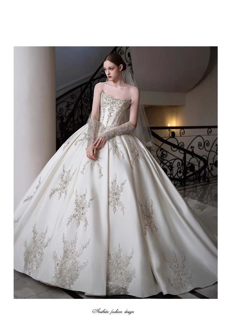 Vintage Satin Strapless Wedding Dress – Elegant A-Line Bridal Gown With Long Train, Lace Detailing & Adjustable Corset Back (XS-XXL)_voghion.com