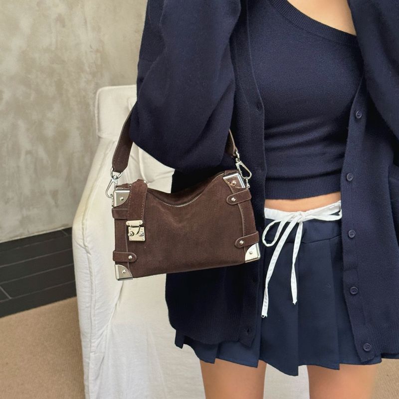 Spring And Summer New Genuine Suede Rivet Square Soft Box Crossbody Bag Women's Pillow Bag High-grade Feeling Fashion Versatile Casual Daily_voghion.com