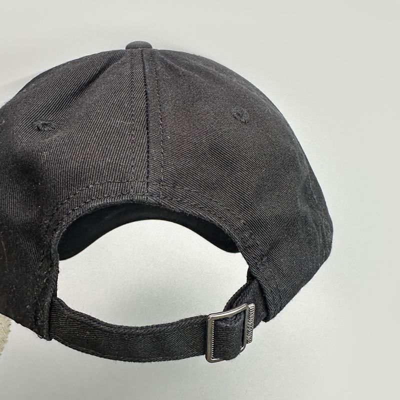 Elegante berretto da baseball con ricamo a forma di serpente e fiocco - Cappello unisex regolabile in cotone per protezione solare e moda_voghion.com