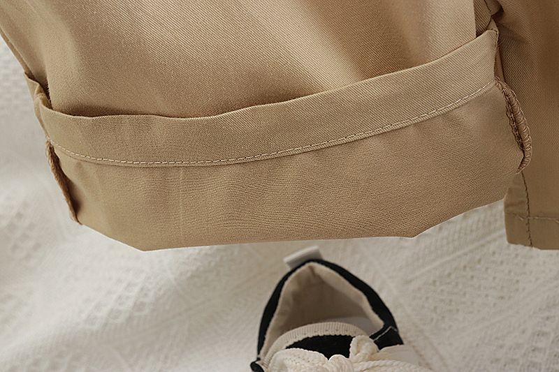 Nuovi completi estivi a maniche corte per bambini e bambine, pantaloncini con bretelle in stile coreano casual tridimensionale con cartoni animati, stile coreano, due pezzi._voghion.com