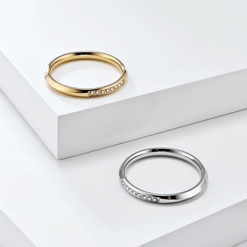 Ins einfache temperament hohe grade titanium stahl intarsien 3A zirkon ring damen elegante licht luxus mode tragen zubehör_voghion.com