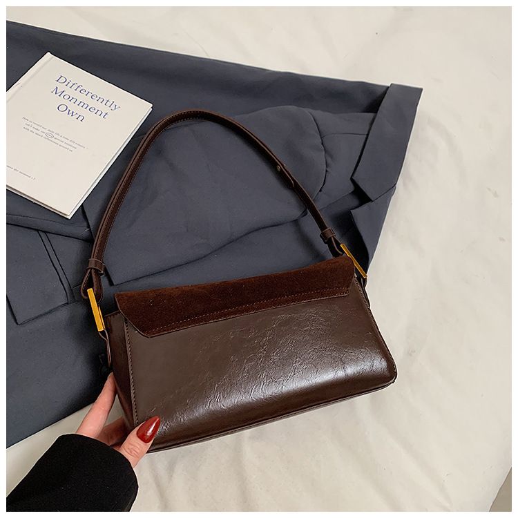 Borsa quadrata piccola in velluto satinato con texture leggera e lussuosa sotto le ascelle, moda di nicchia autunno e inverno 2024 versatile singola_voghion.com