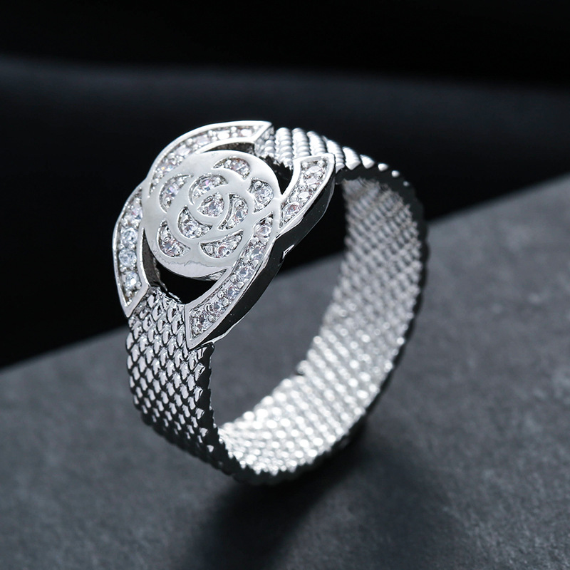 Simple flower copper set diamond ring personality scale ring jewelry niche temperament couple ring_voghion.com