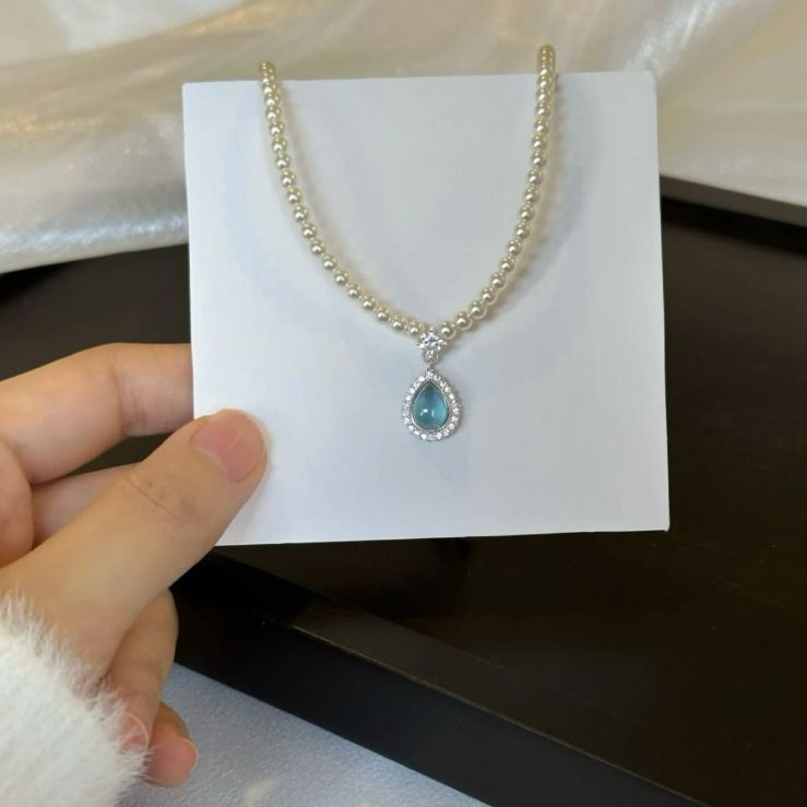 2024 New French Sea Blue Baohao Stone Sparkling Necklace With High Quality, Niche Commuter Versatile Style_voghion.com