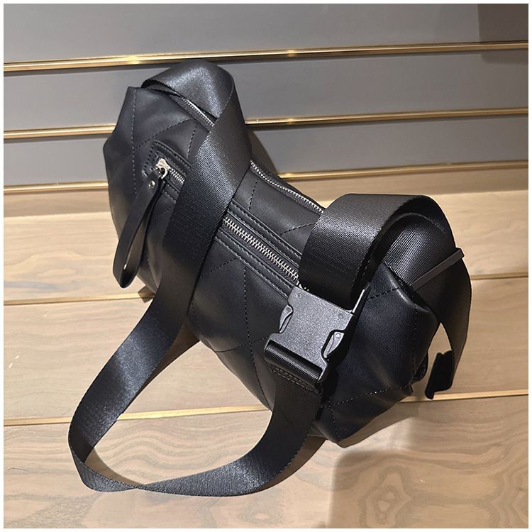Supporto toracico Instagram con capacità in nylon extra large per donna 2023 Nuova borsa a tracolla monospalla casual versatile_voghion.com