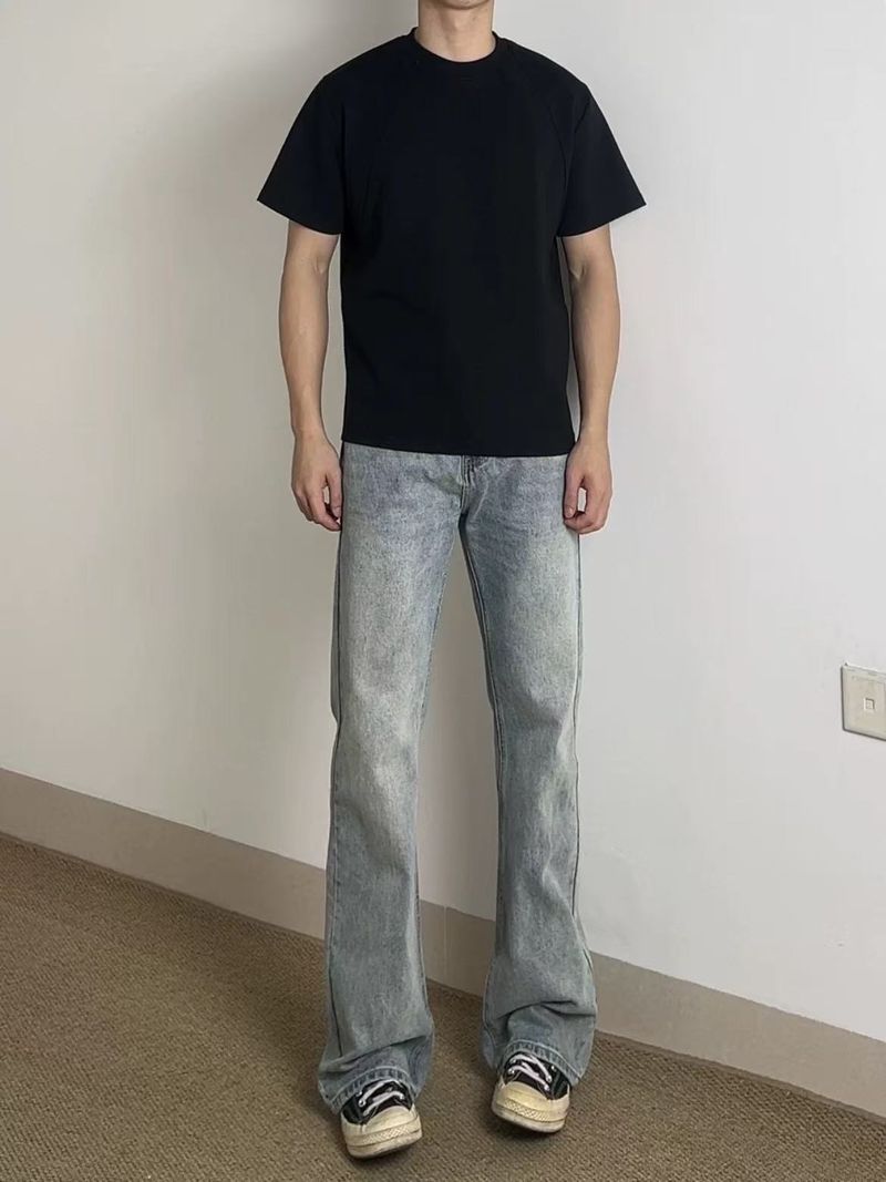 Hellblaue Vintage-Jeans für Herren, Retro-amerikanisches Straight-Leg mit dezentem Schlag, High-Street-Mode für Jugendliche, verwaschener Denim_voghion.com
