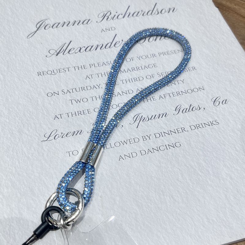 Luxury rhinestone chain with inlaid phone r, flash chain, anti loss wrist strap, full diamond hang tag, key hanging_voghion.com