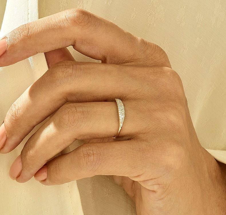 Geometrische stapelring voor dames in 925 sterlingzilver met micro-pavé diamanten, minimalistische elegantie voor dagelijks gebruik_voghion.com
