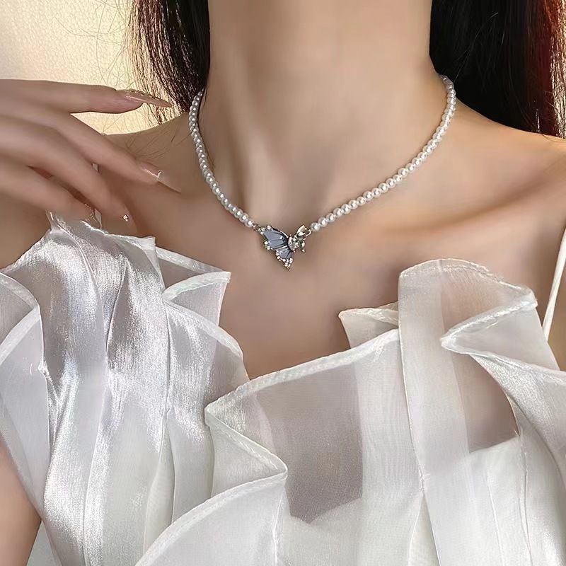 Pearl Butterfly Neck Clavicle Chain Women's Cold Style High End Design Necklace Hip Hop Y2k Subcultural Jewelry Summer_voghion.com