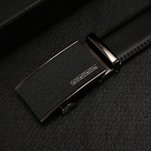 Cintura da uomo all'ingrosso Nuovo commercio estero europeo e americano transfrontaliero cintura in pelle con fibbia automatica in lega a due strati in pelle bovina_voghion.com
