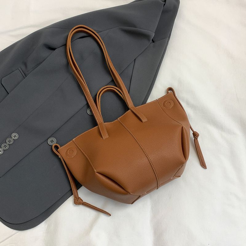 Niche Handheld Underarm For Women 2025 New Simple Wing Korean Style Trendy Large Capacity Tote Bag_voghion.com