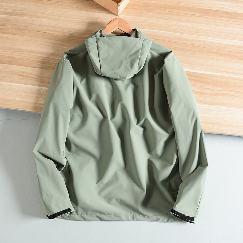 Men's Clothing Offline 999! Bird House same style outdoor mountain windproof and water proof men's casual hooded assault jacket soft shell clothing_voghion.com