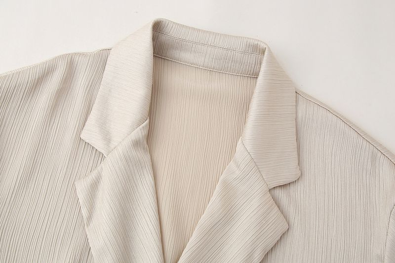 Roupas femininas estilo de rua com efeito amassado, blazer trespassado, calças com efeito amassado_voghion.com