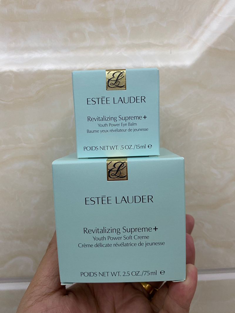Jiyeon Eye Cream 2 set contains: 75ml Face cream 15ml Eye cream_voghion.com