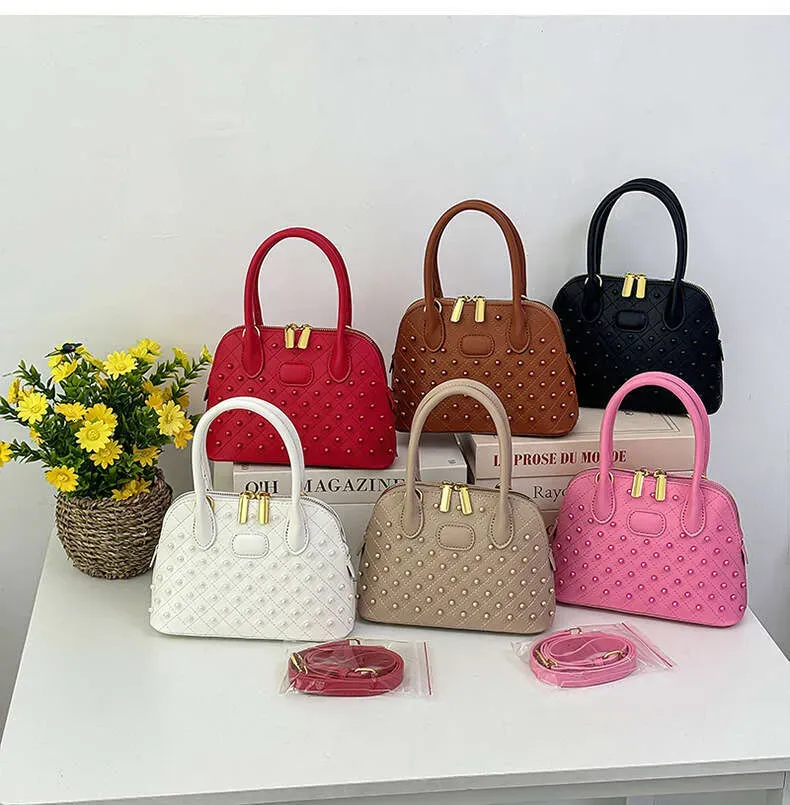 Fashion Designer Shell Bags For Women Elegant Rivet Handbag Versatile Large Capacity Shoulder Crossbody Bag_voghion.com