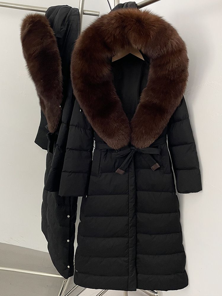 Women’s Long Hooded Down Coat With Detachable Fox Fur Trim, Belted Waist For A Slim Fit, Ultra-Warm Winter Jacket_voghion.com