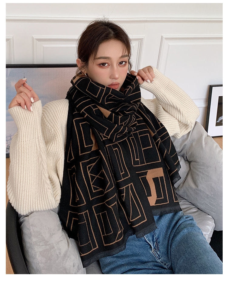 Light Luxury Leisure Simple Women Classic Alphabet Cold Protection Warm Autumn and Winter 2023 Faux Cashmere Scarf_voghion.com