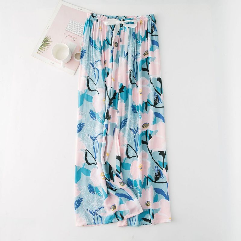 Women's Sleepwears Large size pants thin pregnant women can wear shorts on the beach_voghion.com