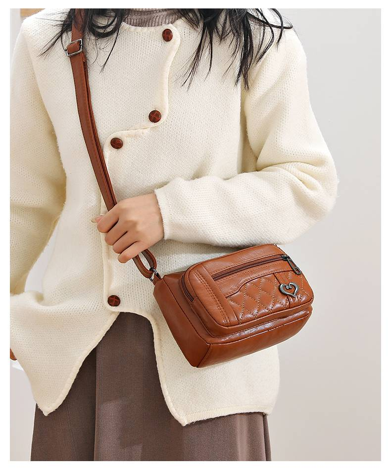 Women's vintage solid color shoulder bag, large capacity crossbody bag_voghion.com