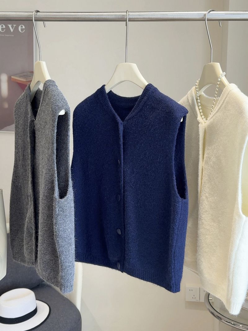 Single-Breasted Knitted Vest For Women, Autumn And Winter New Loose Slimming Soft Sweater, Layered Outerwear, Sleeveless_voghion.com