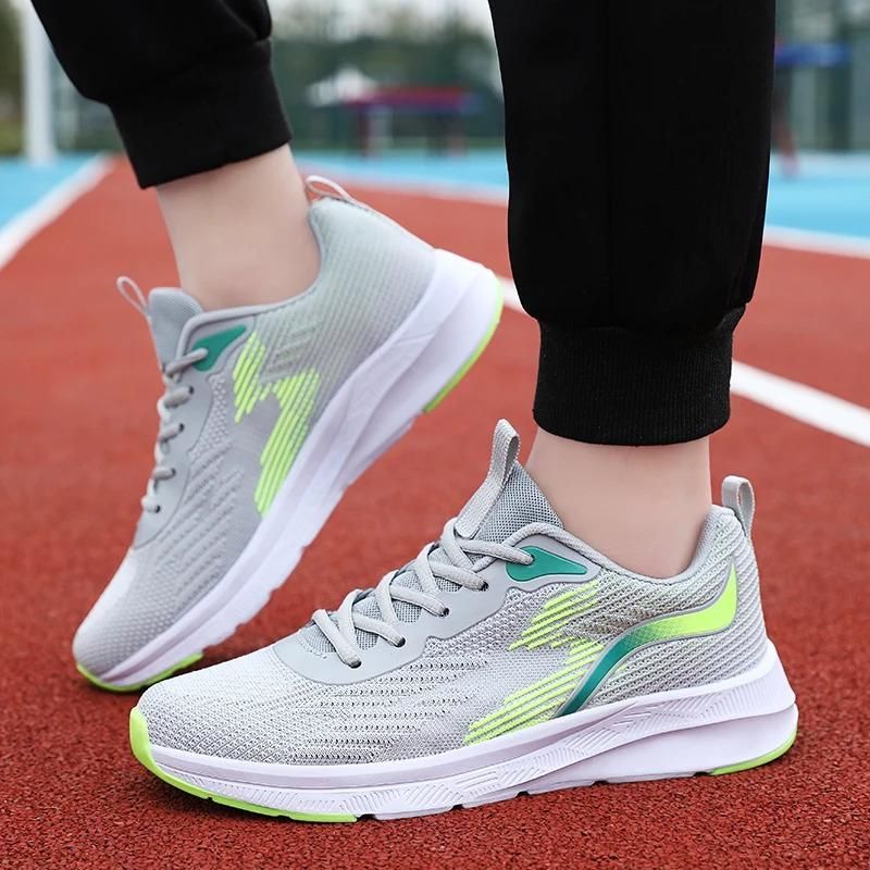 Scarpe da corsa sportive traspiranti leggere e alla moda per uomo, con pochi pezzi, in piccole quantità e di marca, personalizzate._voghion.com