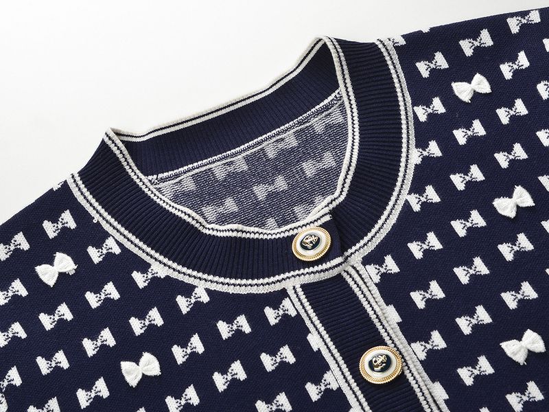 Vêtements pour femmes nouveau style nœud lourd jacquard petit parfum style haut + gilet jupe deux pièces ensemble_voghion.com