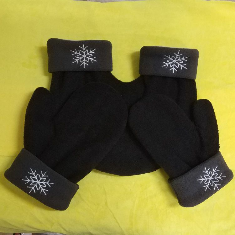 High quality fleece double-layer thick couple for college students, office workers, coupl going out holding hands_voghion.com