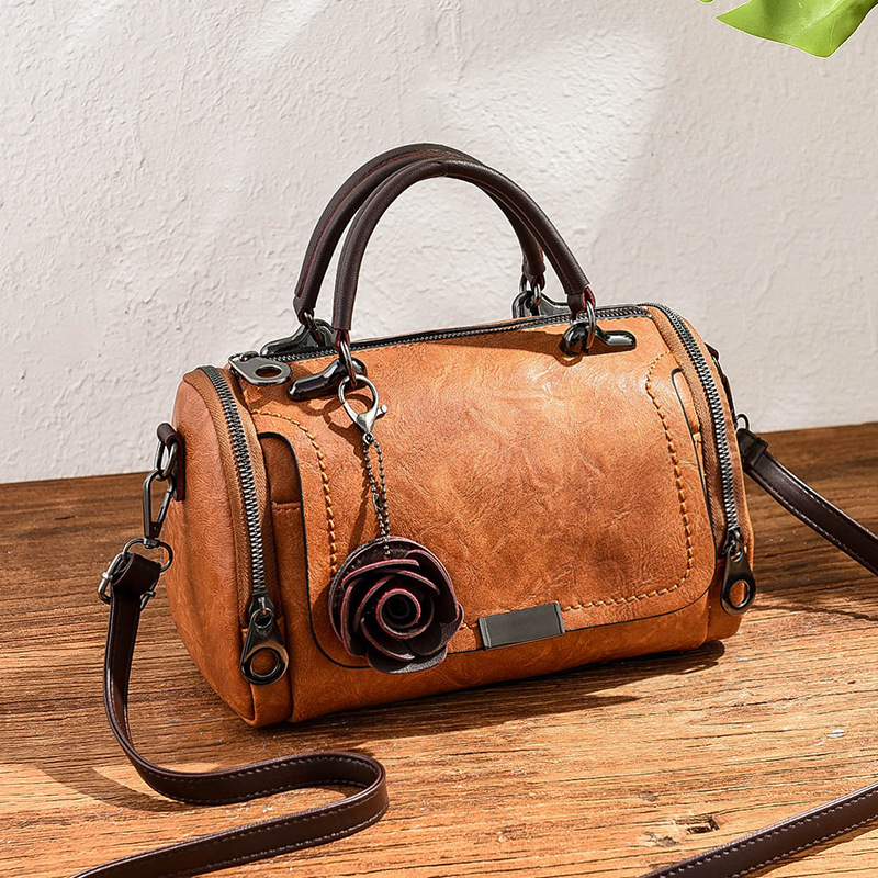 Borsa con ciondolo nuovi fiori Borsa da donna moda Boston borsa a tracolla singola borsa a tracolla da donna PU_voghion.com