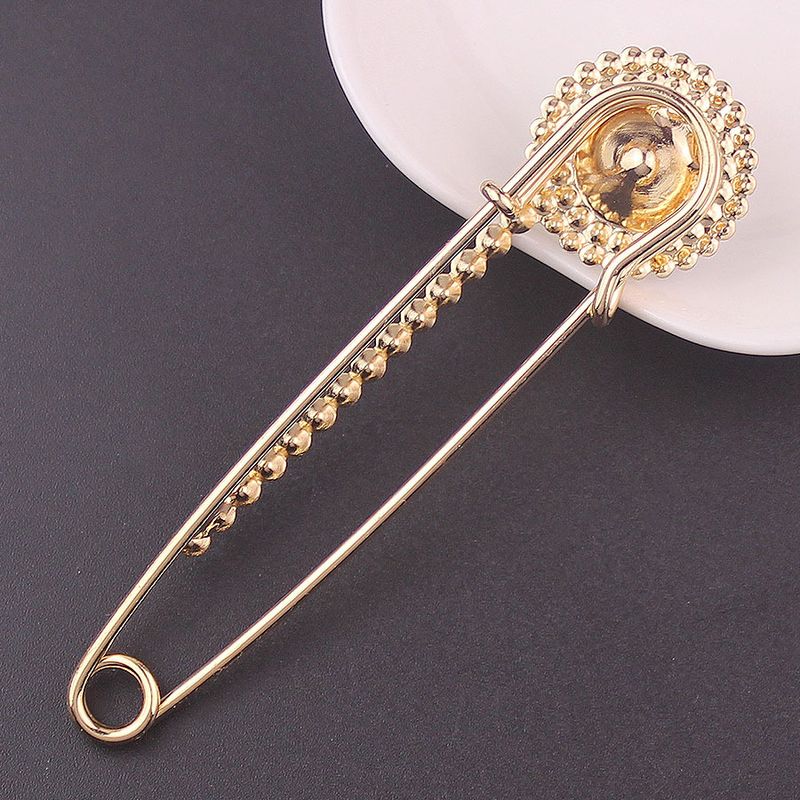 Rhinestone Pearl Simple 7.5cm Large Brooch Cardigan Scarf Decoration Women's Suit Accessory_voghion.com