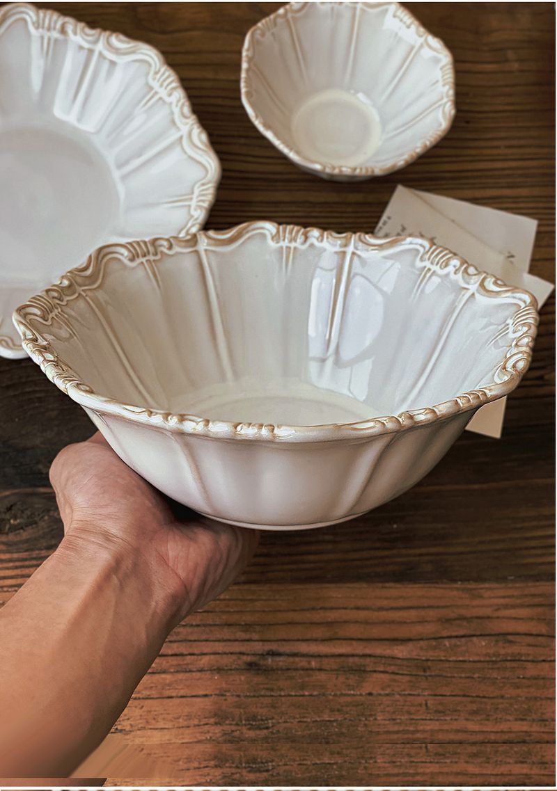 Elegantes Keramikgeschirrset mit Blumenmuster – 12-teiliges Reisschüsseln, Teller und Kaffeetassen im Retro-Stil (mikrowellengeeignet, bleifreie Glasur, für Hotel- und Heimgebrauch)_voghion.com
