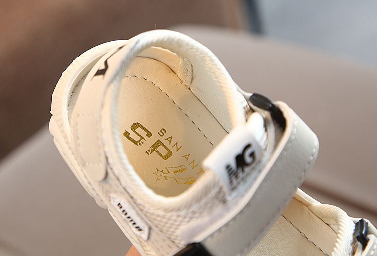 2024 Sommer Neue Kinder Strandschuhe für Jungen mit weicher Sohle, Stirnband Anti-Kick, leichte Sandalen für Mädchen_voghion.com