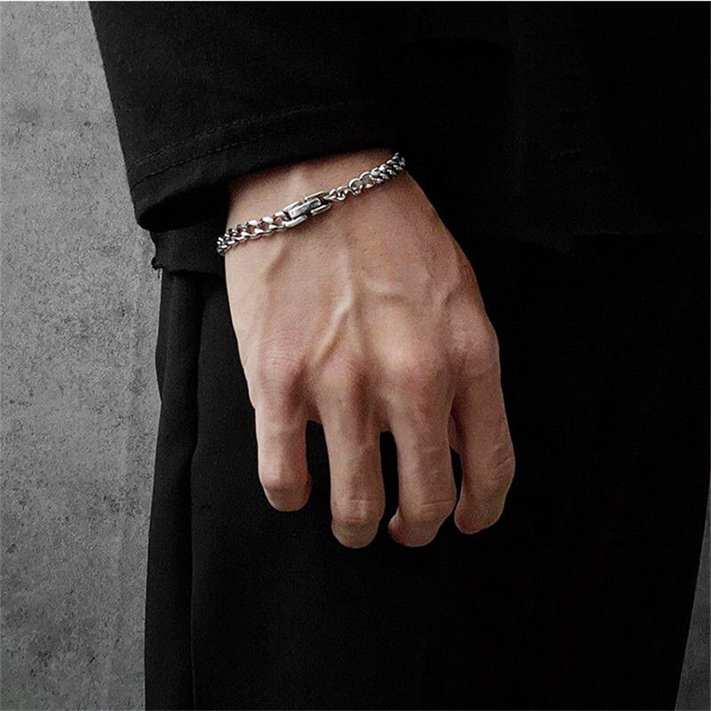 Europäisches und amerikanisches Armband mit kubanischem Verschluss für Herren im Hip-Hop-Stil, Damen-Nischen-Design, Titanstahl_voghion.com
