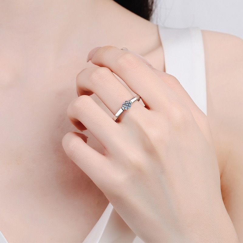 Light New Year One Diamond Women's Fashion Small Zircon Simple Wedding Elegant Versatile Ring_voghion.com