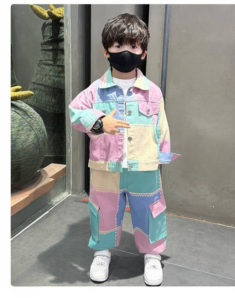 Kinderbekleidung Jeansanzüge für Jungen im Frühling und Herbst, neuer modischer Mantel für Kinder, trendiger, hübscher zweiteiliger Herbstanzug für Jungen_voghion.com