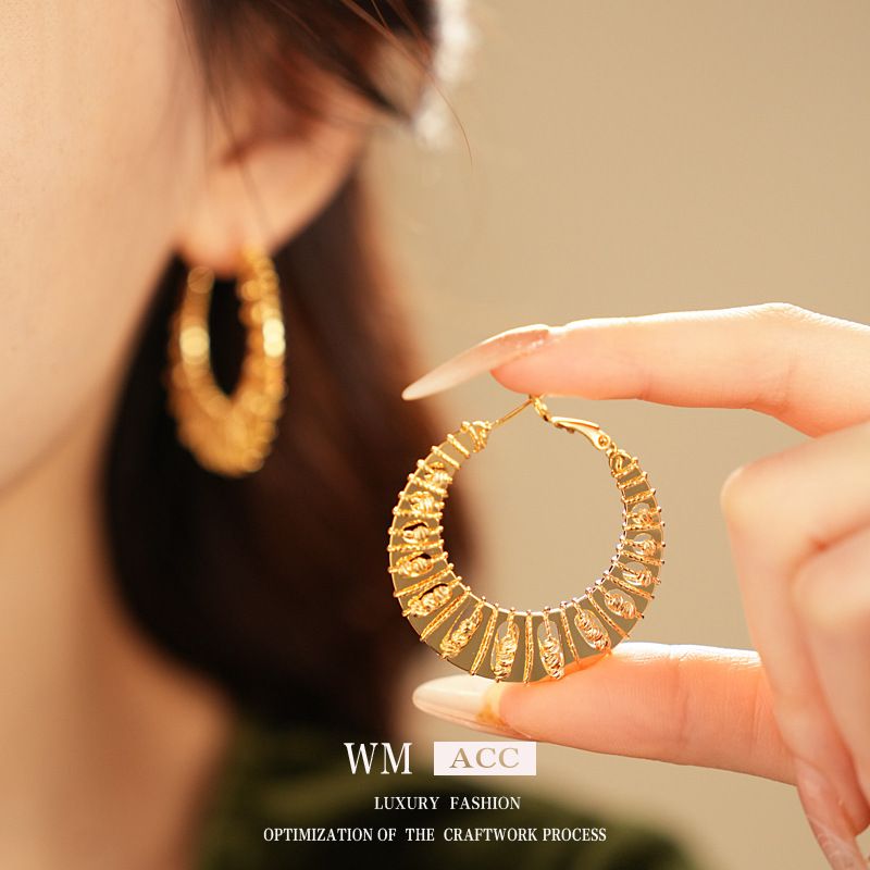Boucles d'oreilles créoles géométriques creuses en argent plaqué or véritable, légères et luxueuses, de style minimaliste, bijoux d'oreilles haut de gamme_voghion.com
