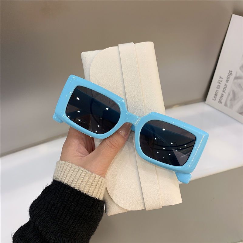 2025. aasta uued päikeseprillid, retro ristkülikukujulised päikeseprillid, trendikad vabaajaprillid_voghion.com