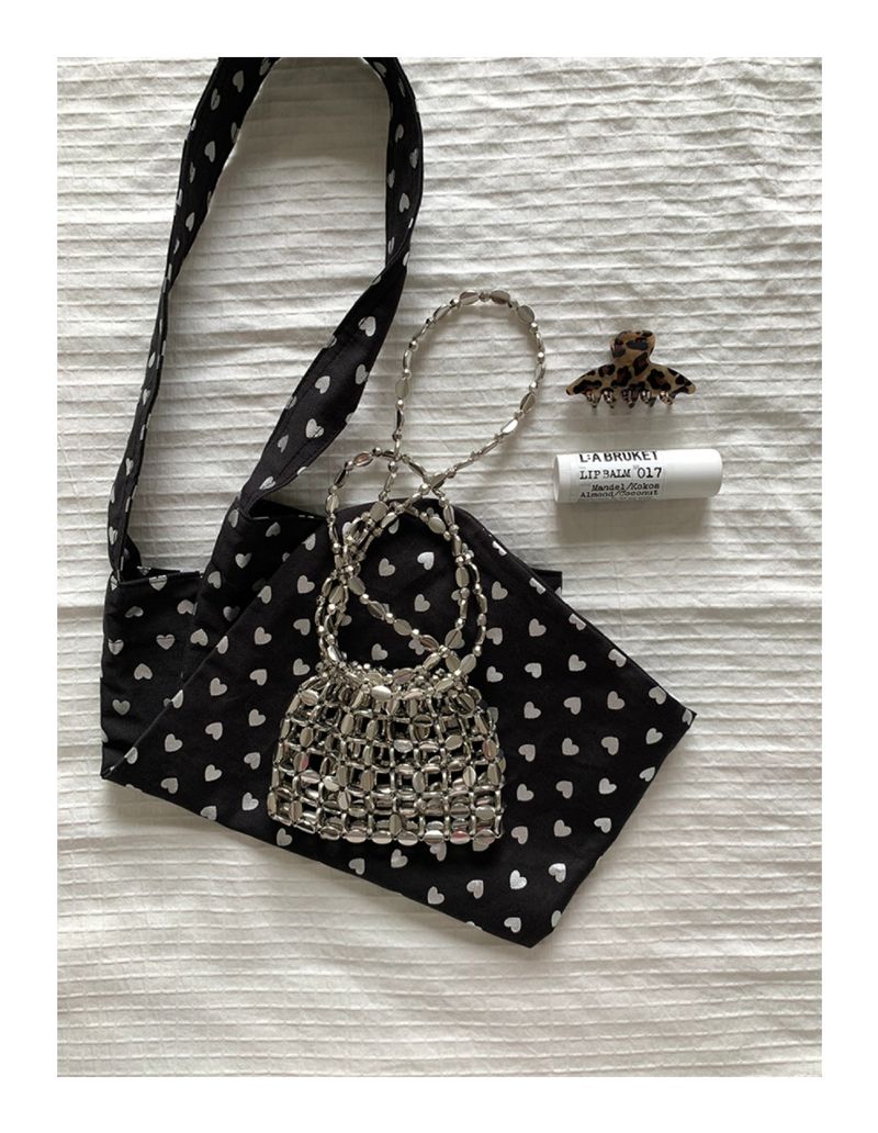 Perles tissées à la main en argent métallisé, modèle Hottie avec sac à bandoulière compact_voghion.com