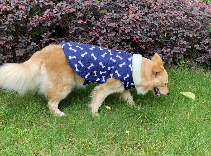 Pocket new pet clothes autumn and winter dog clothes vest cotton coat double sided wearable dog clothes coat clothing_voghion.com