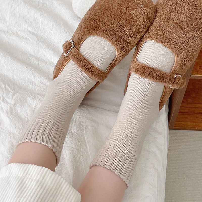 New winter socks for women, thickened brushed warm socks, mid tube socks, ladies' confinement socks, floor towel socks, mid tube socks_voghion.com