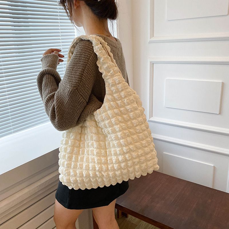 Korean Style Bubble For Women 2022 Autumn Pleated Soft Girly Single Shoulder Fashion Versatile Casual Bucket Bag_voghion.com