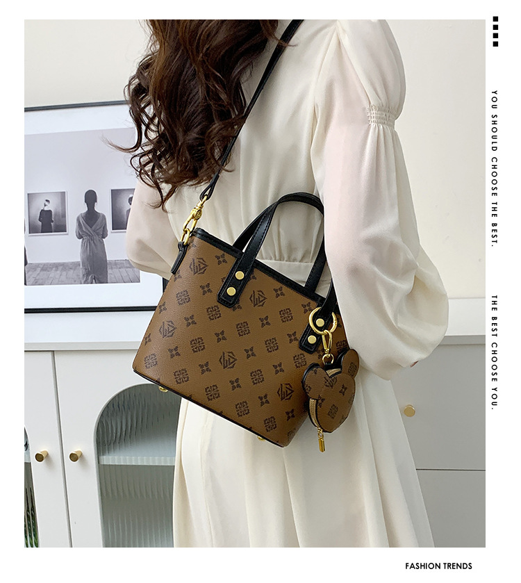 Cross-border bag women's bag 2023 new high-value fashion retro printing portable shoulder messenger bag bucket bag_voghion.com