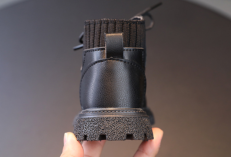 Kinderschoenen Effen enkellaarsjes voor jongens Mode Martens-laarzen met wollen bovenkant voor meisjes Laarzen met zachte zolen Leren laarzen met enkele laars_voghion.com