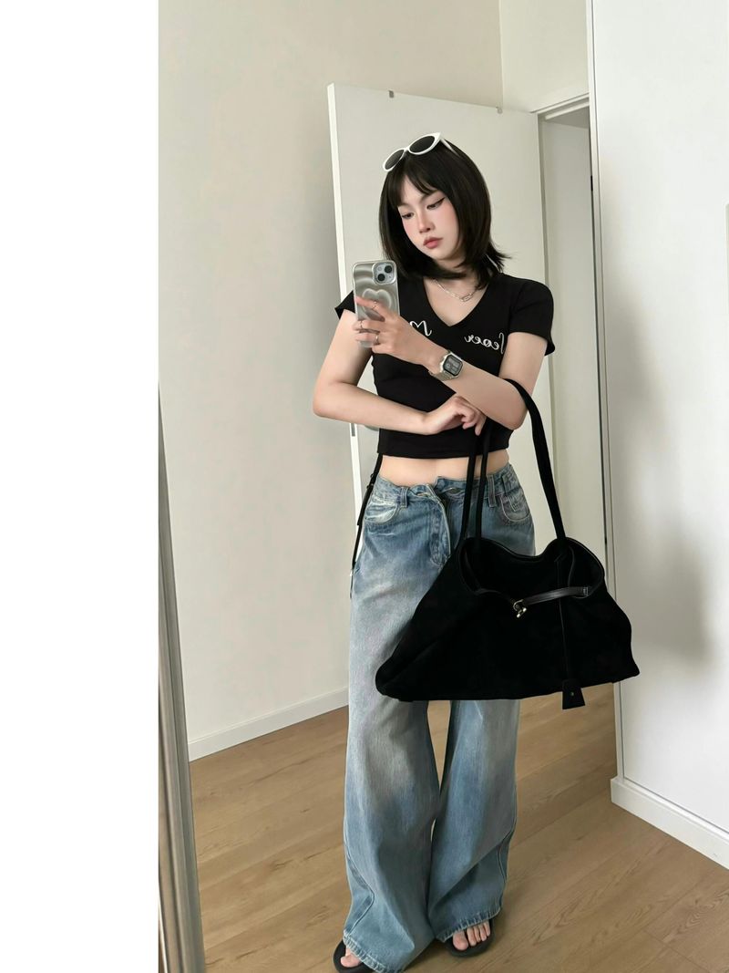 American Basic Embroidered V-Neck Short Sleeve T-Shirt Regular Shoulder Waist Slim Fit Top_voghion.com