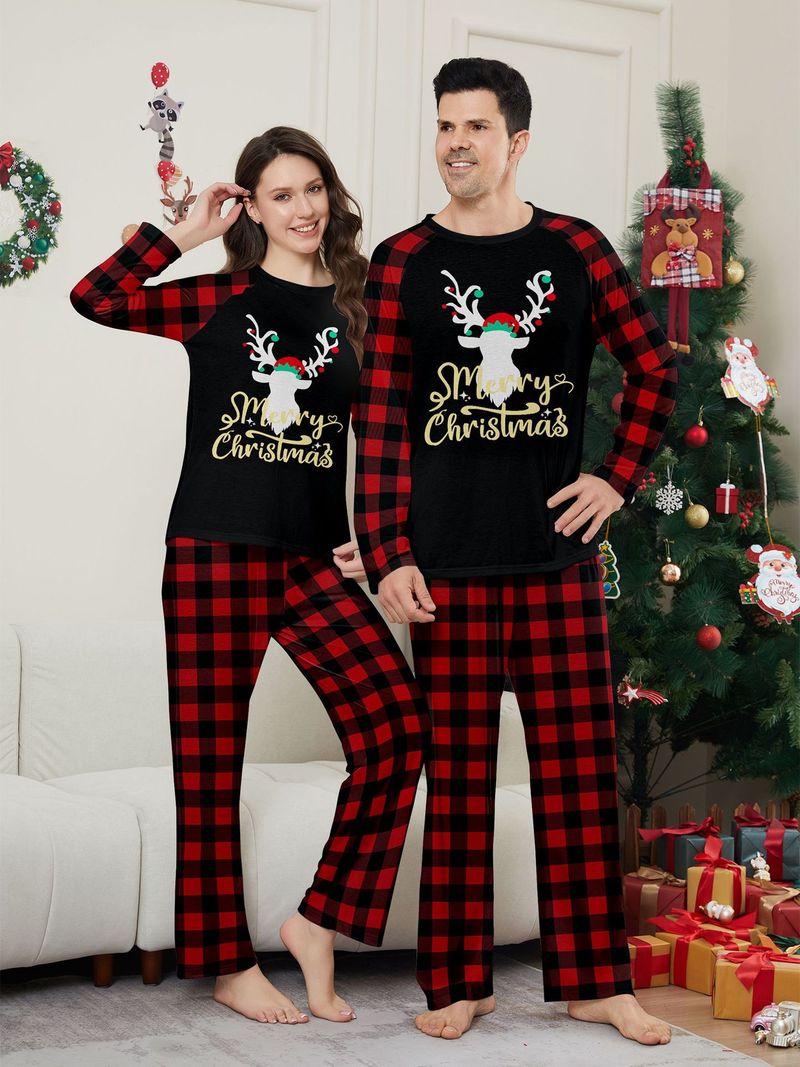 Jul Julehjort bokstavrutete Julefamilietrykk hjemkjole pysjamas_voghion.com