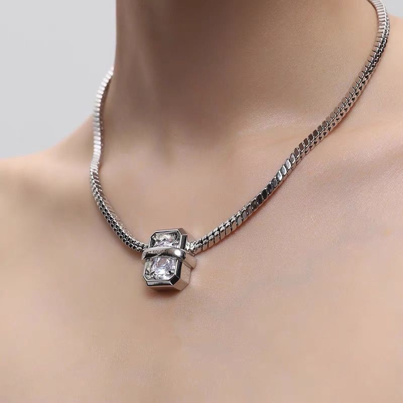 Collana con catena per clavicola semplice e alla moda, leggera e di lusso, da uomo e da donna_voghion.com
